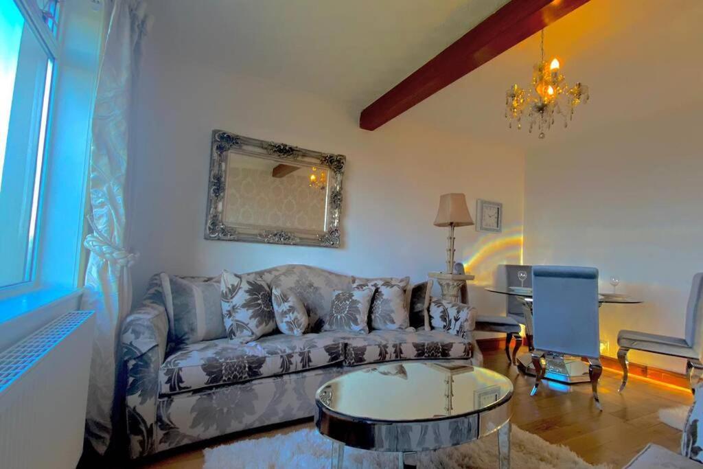 Beautiful Sea View 2 Bed Home ポート・グラスゴー エクステリア 写真