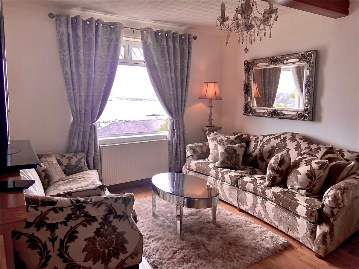 Beautiful Sea View 2 Bed Home ポート・グラスゴー エクステリア 写真
